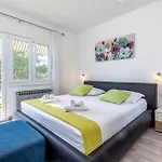 דירה Kastel Stari 19