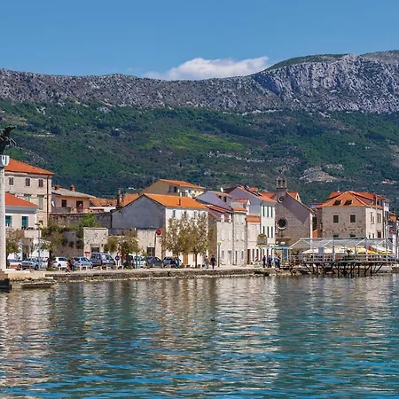 Stunning In Kastel Stari With Wifi Kastela